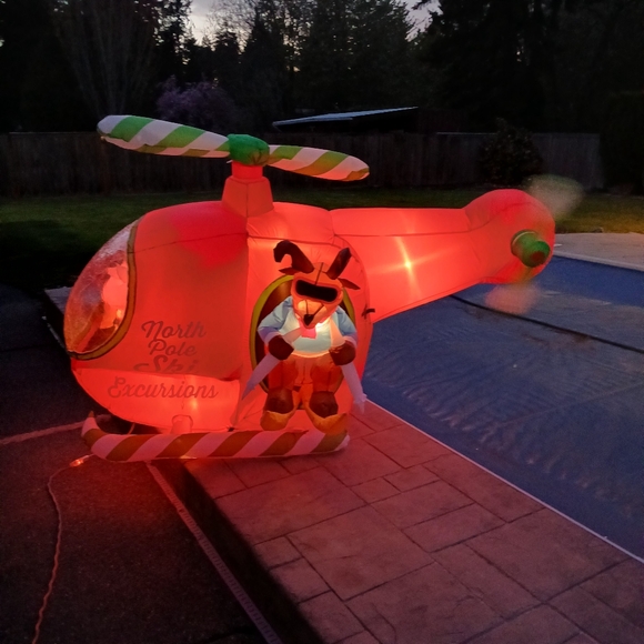 Holiday Living 5-ft LED Animated Helicopter Christmas Inflatable Santa Reindeer - Picture 1 of 8